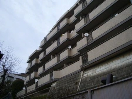 セザール大倉山
