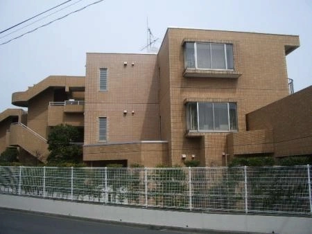 ハイラーク大倉山