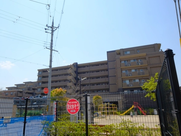 パデシオン木幡駅前