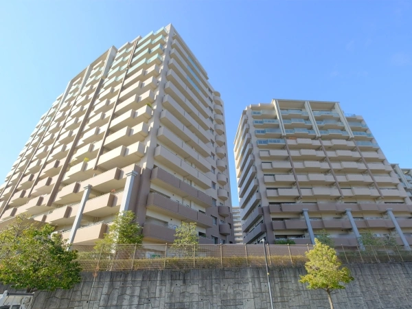 京阪東ローズタウン・ファインガーデンあゆみ丘