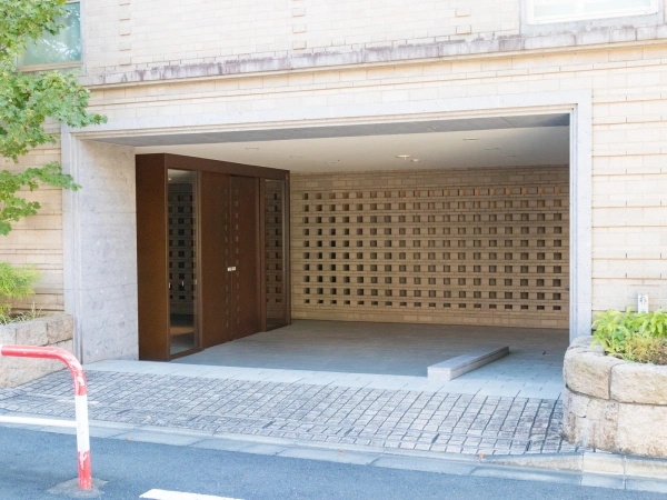 プラウド市ヶ谷南町