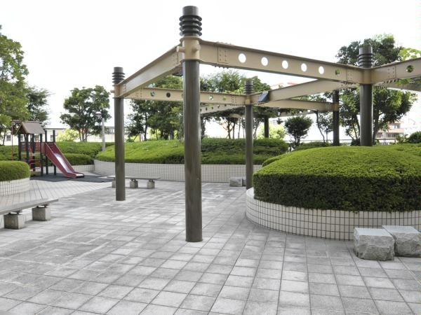 アルーサ北与野ノースピア上落合5号棟 敷地内