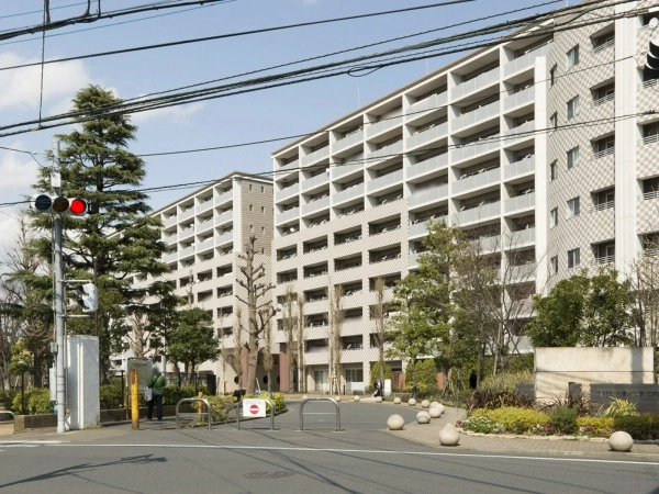 ザ・クレストシティ