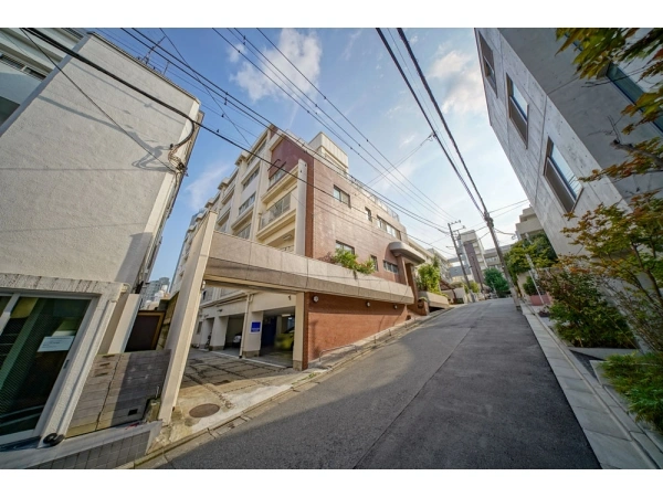 シャトー赤坂台