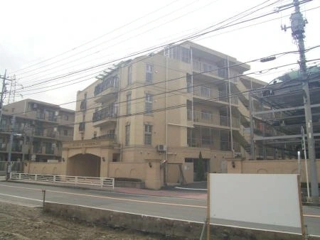 グランシティ日吉本町マスターズコート　