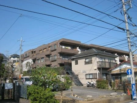 日吉本町ガーデンハウス