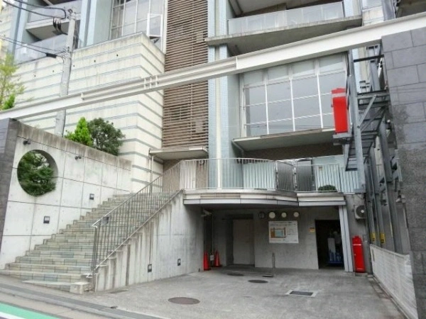 サンクタス日吉本町デルフィ