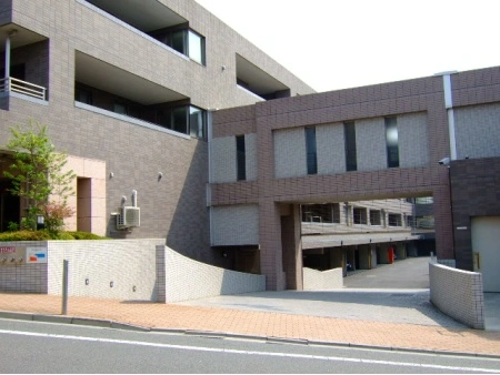 ロイヤルヴィーゼ貴船坂