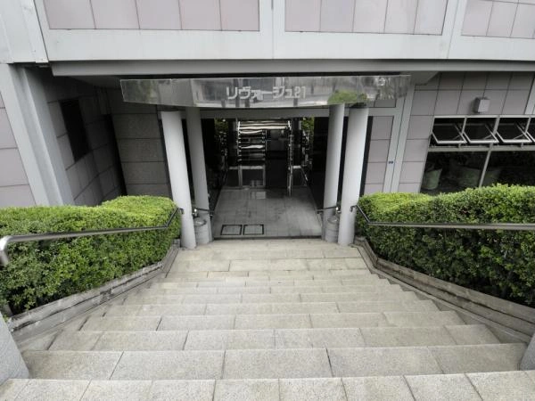 厚木リヴァージュ21