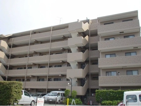 ロイヤルシャトー片倉町