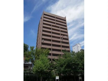 ファミール上本町公園前