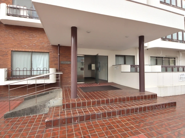 三鷹緑町ハイツ