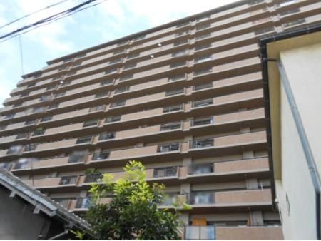 四季彩都いちょう館