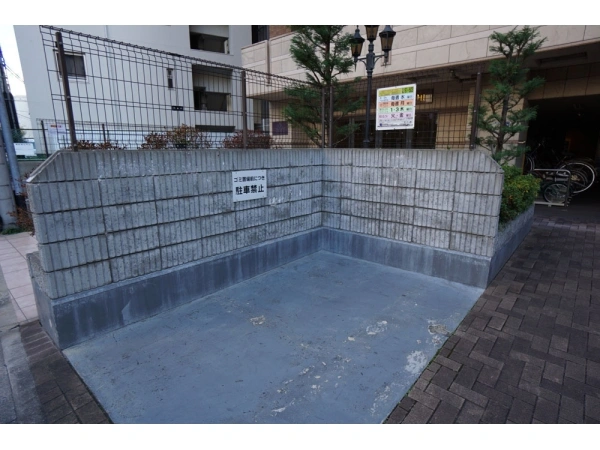 ディナスティみなと元町 ごみ置き場
