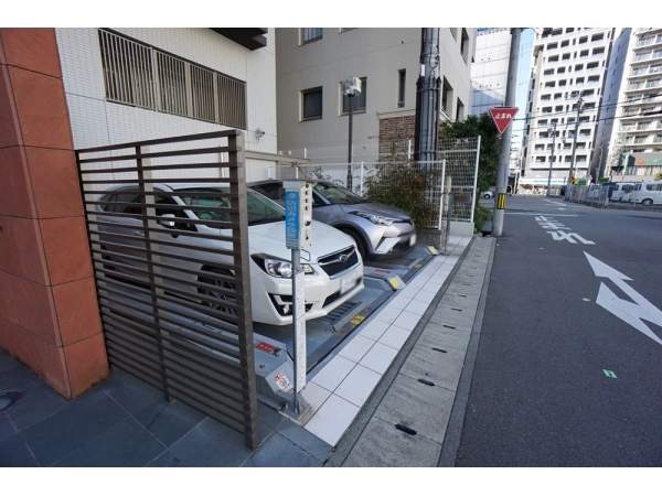 エスコートみなと元町海岸通