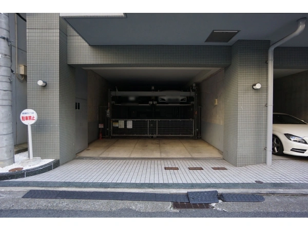 コムーネ北野イースト