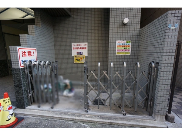 コムーネ北野イースト ゴミ置き場