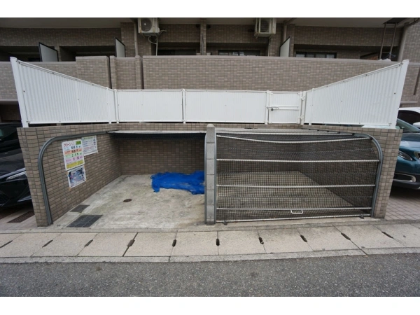 リーガル神戸元町 ごみ置き場
