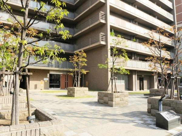 セントポリア四天王寺夕陽丘 敷地内