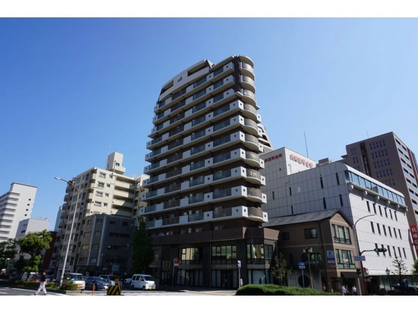 ローレルトアスクエア