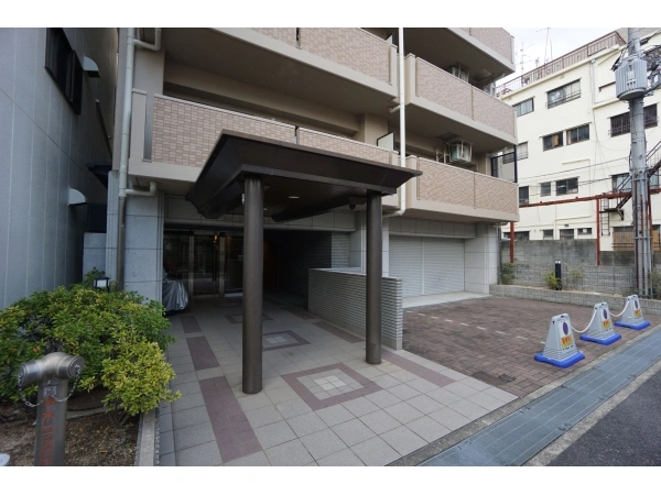 神戸三宮壱番館ハウス