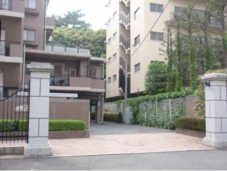 朝日新宿御苑マンション
