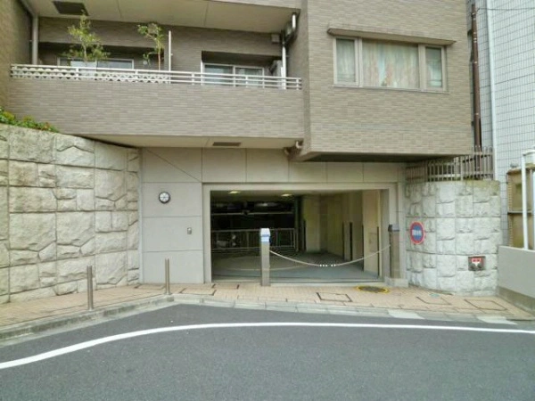 クレッセント目黒III