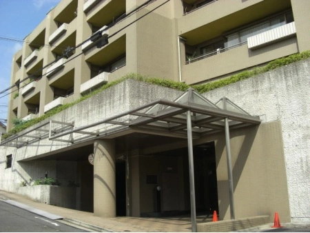 鶴見岸谷ガーデンハウス