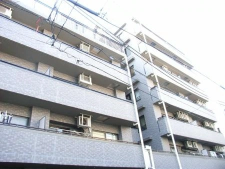 コスモ旗の台駅前