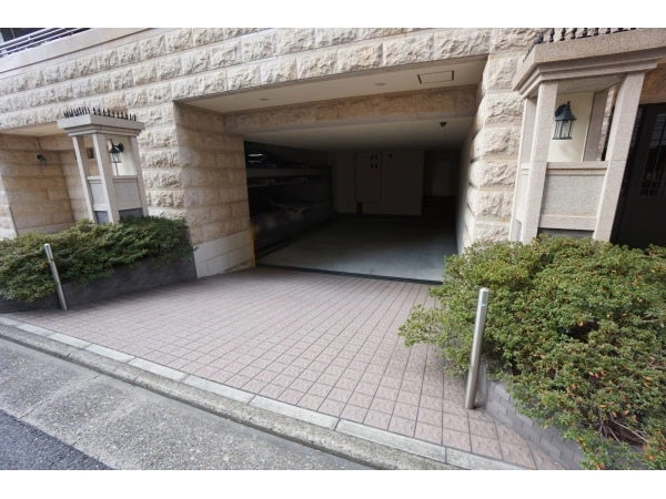 ウォームスヴィル元町通