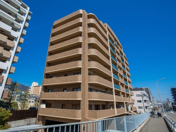 リベール神戸灘壱番館 