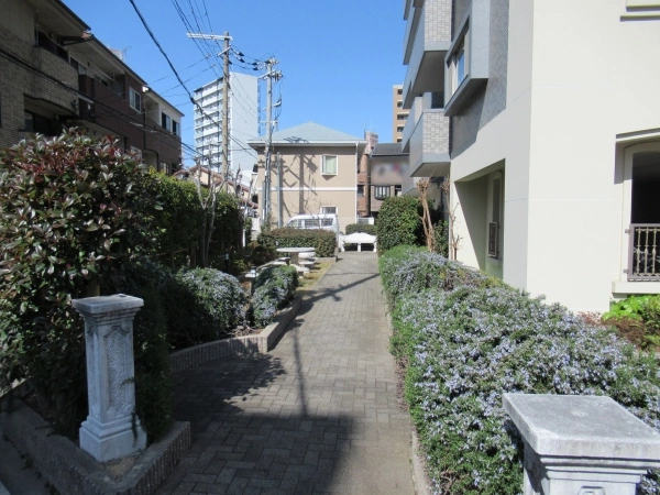 エスリード菅原東公園 敷地内