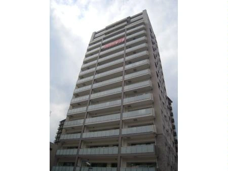 リベールOSAKAザ・ヴェルデタワー