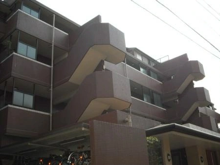 ファミールグラン御殿山
