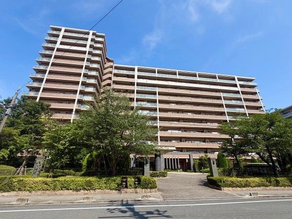 イーズ大阪プルミエの森
