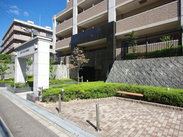 グランスイート苦楽園
