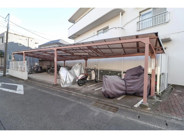 藤和鶴ヶ峰コープ 駐輪場・バイク置場