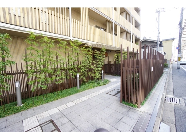 グランブルー三条柳馬場