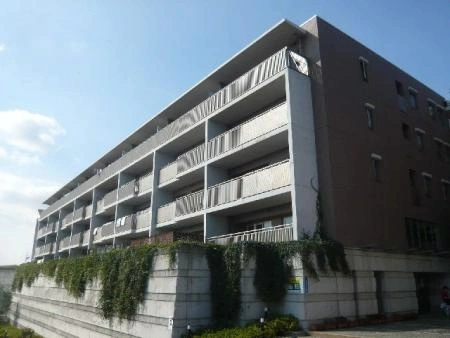 ローレルスクエア港南台