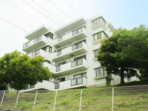 コープ野村港南台