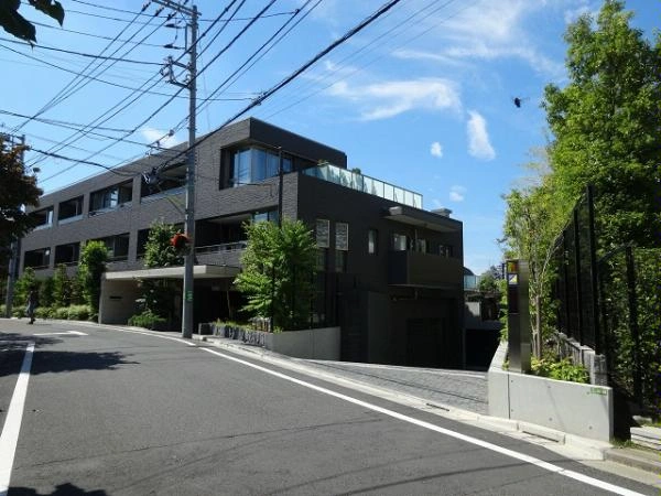 ジオ成城学園前