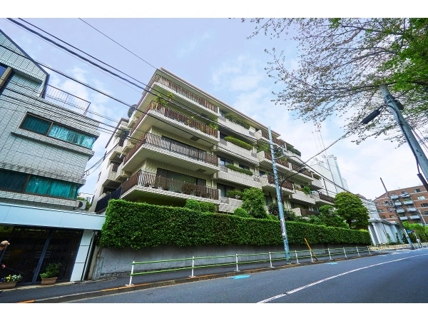 有栖川ガーデン