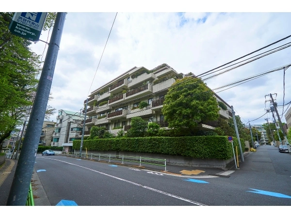 有栖川ガーデン