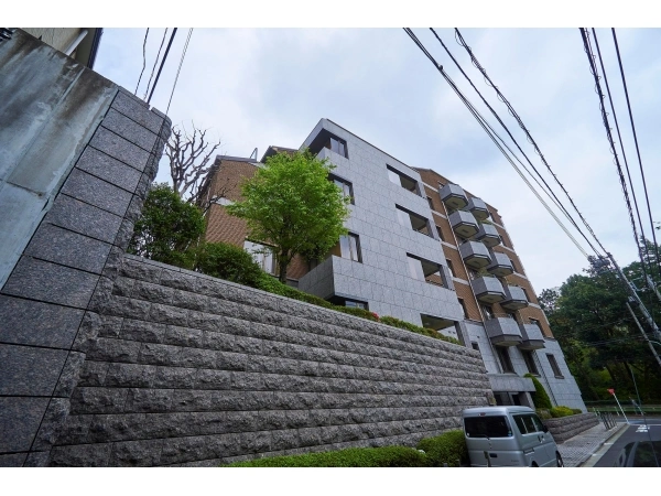 有栖川ヒルズ