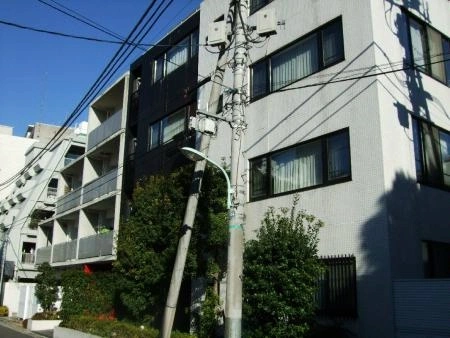小田急コアロード六本木フロンテ
