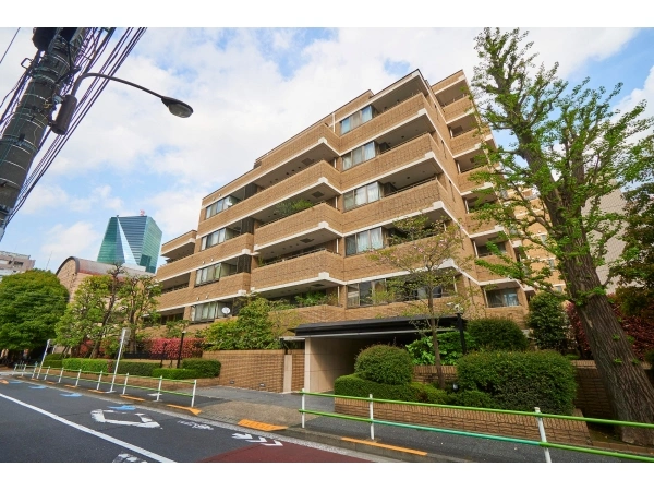 クリスタルコート鳥居坂