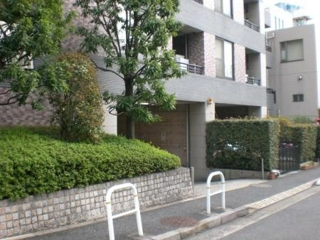 クレッセント麻布