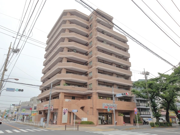 モラード東村山駅前