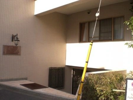 サンビューハイツ元麻布 エントランス前