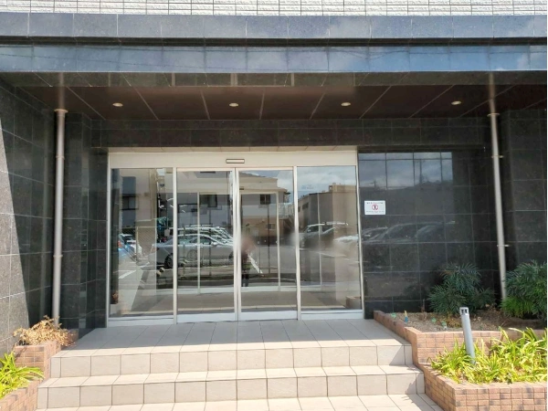 プレサンスロジェ東灘青木
